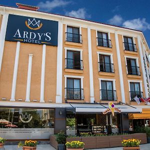 Ardy'S Hotel